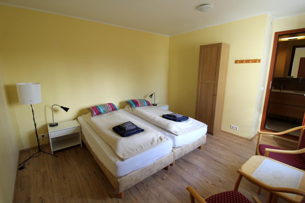 Guesthouse Steinsholt エクステリア 写真